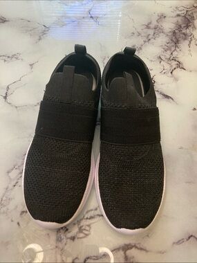 Athletic Works Black Slip-On Knit Athletic Shoes with White Soles